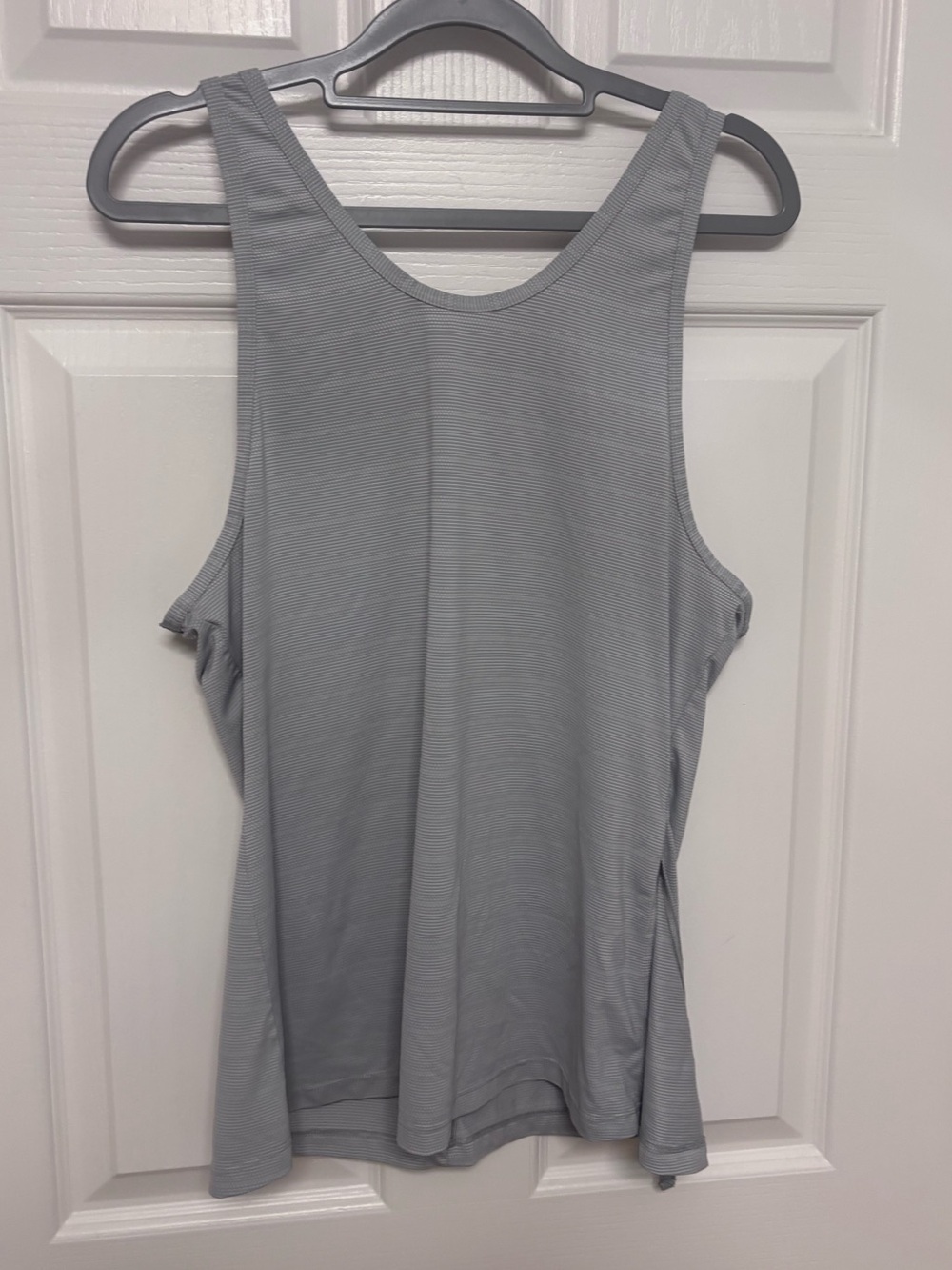 Athleta Light Gray Scoop-Back Tank Top